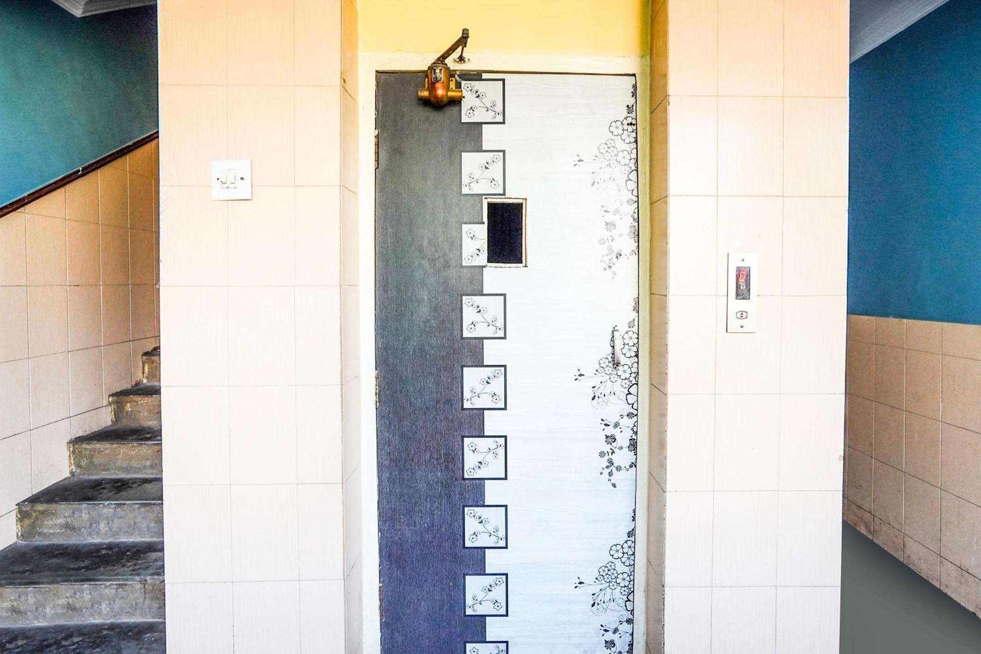 Hotel O Vibrant Residency Ahmadábád Exteriér fotografie